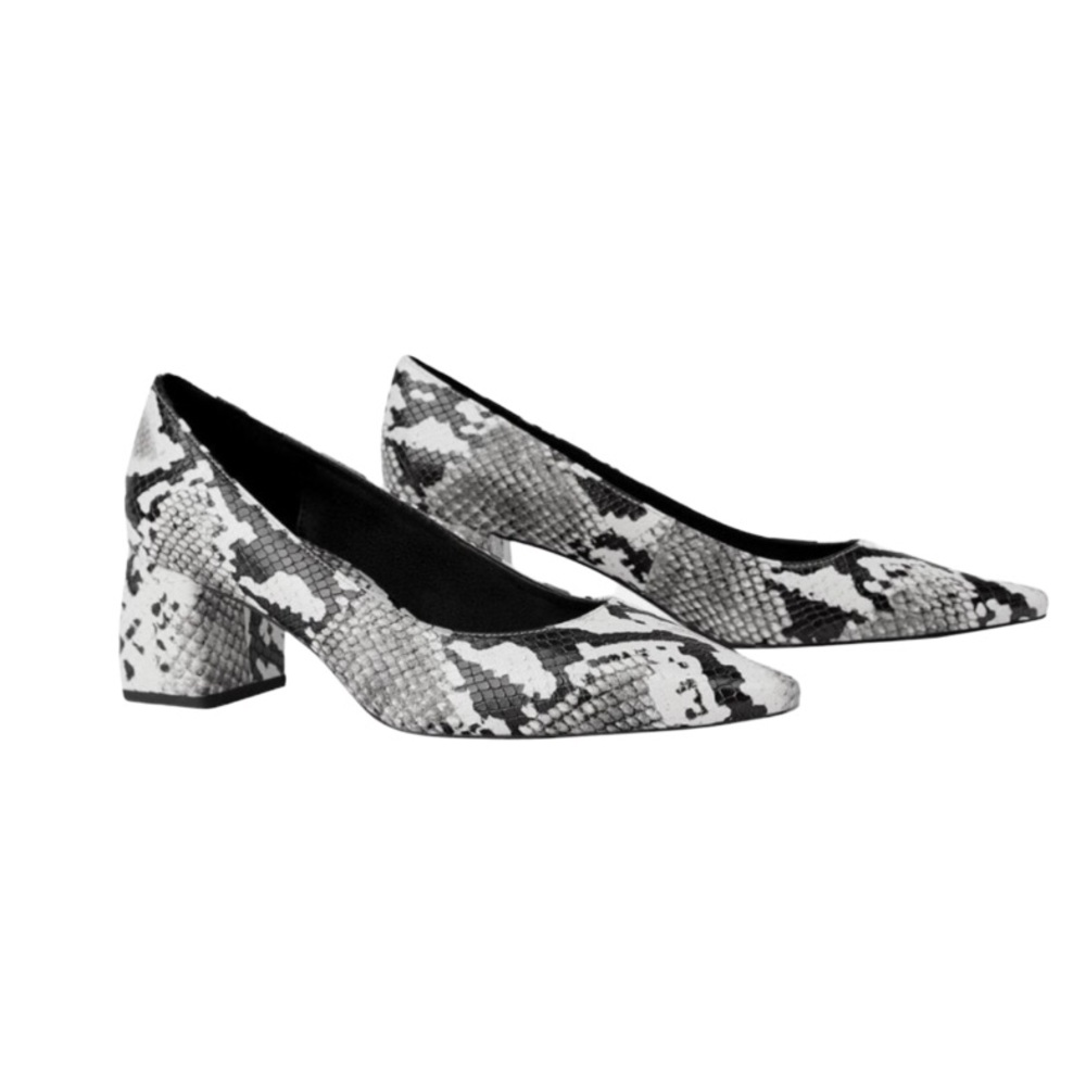 ZARA TRAFALUC Shoes Size:36 Block Heel Snake Print Pointed Toes
